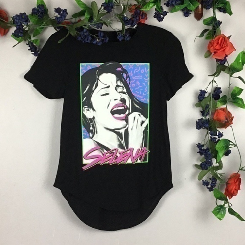 OFFICIAL SELENA MERCHANDISE Graphic Tee T-Shirt XS
